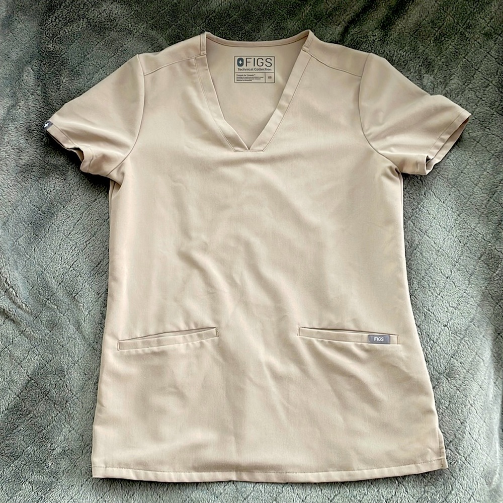 FIGS SCRUBS TAN SET
